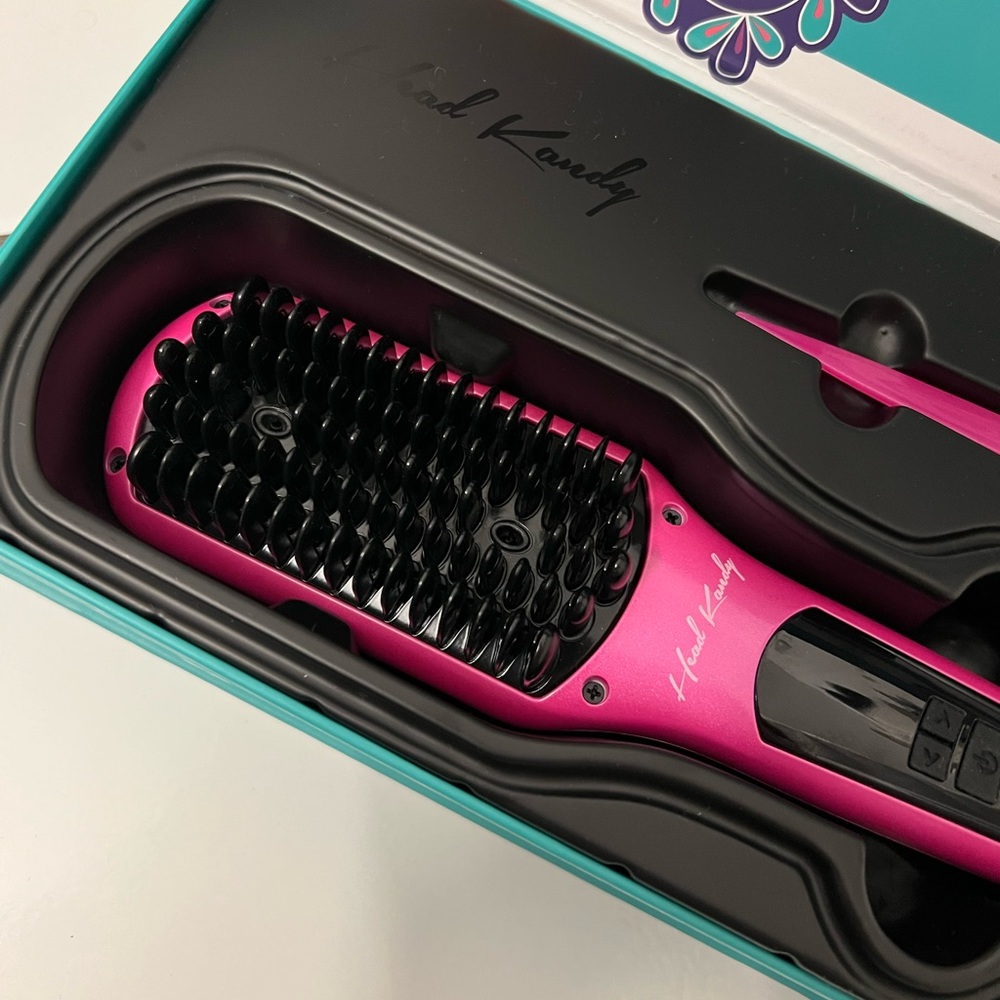 Head Kandy brush straightener